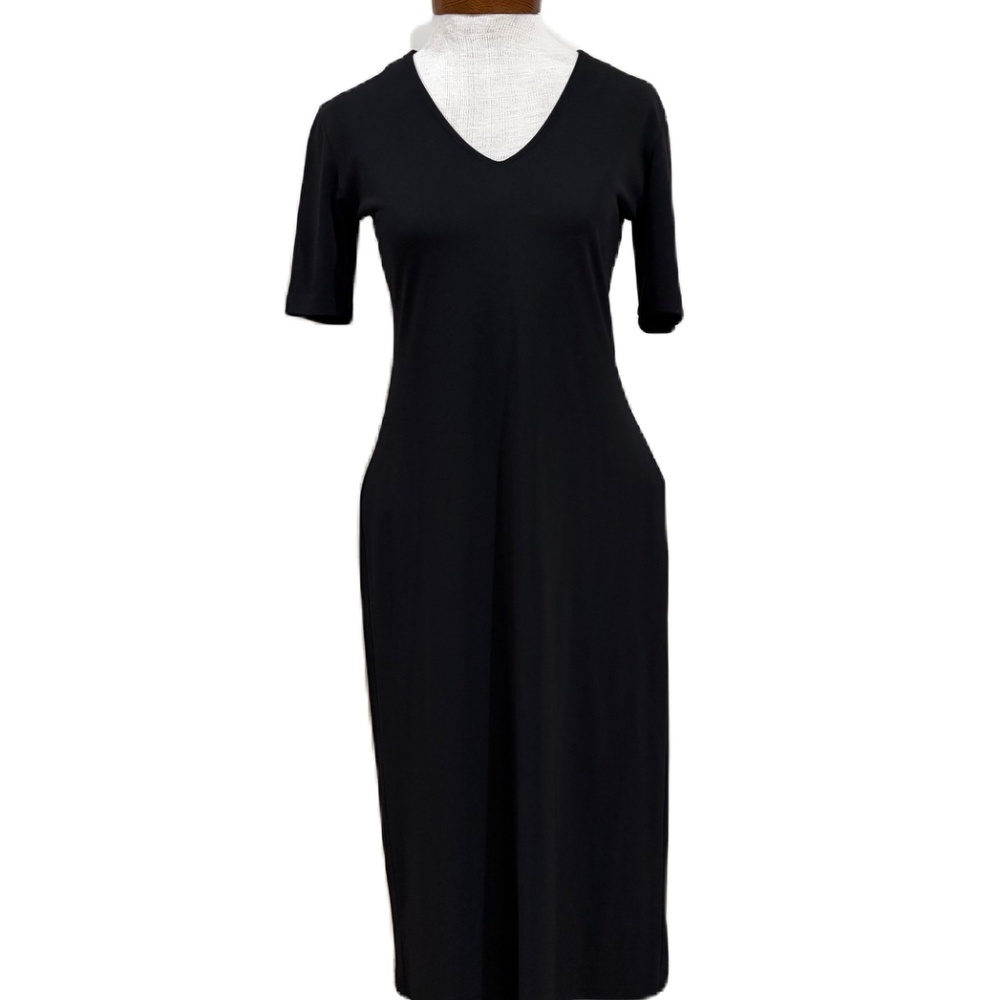 Gap v-neck short sleeve midi dress Small black